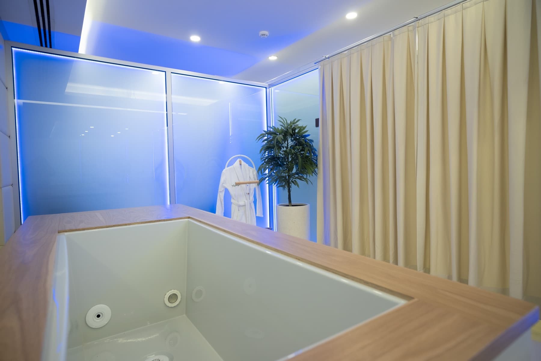 Marga Longevity İstanbul retreat alanı, Bosphorus şubesi